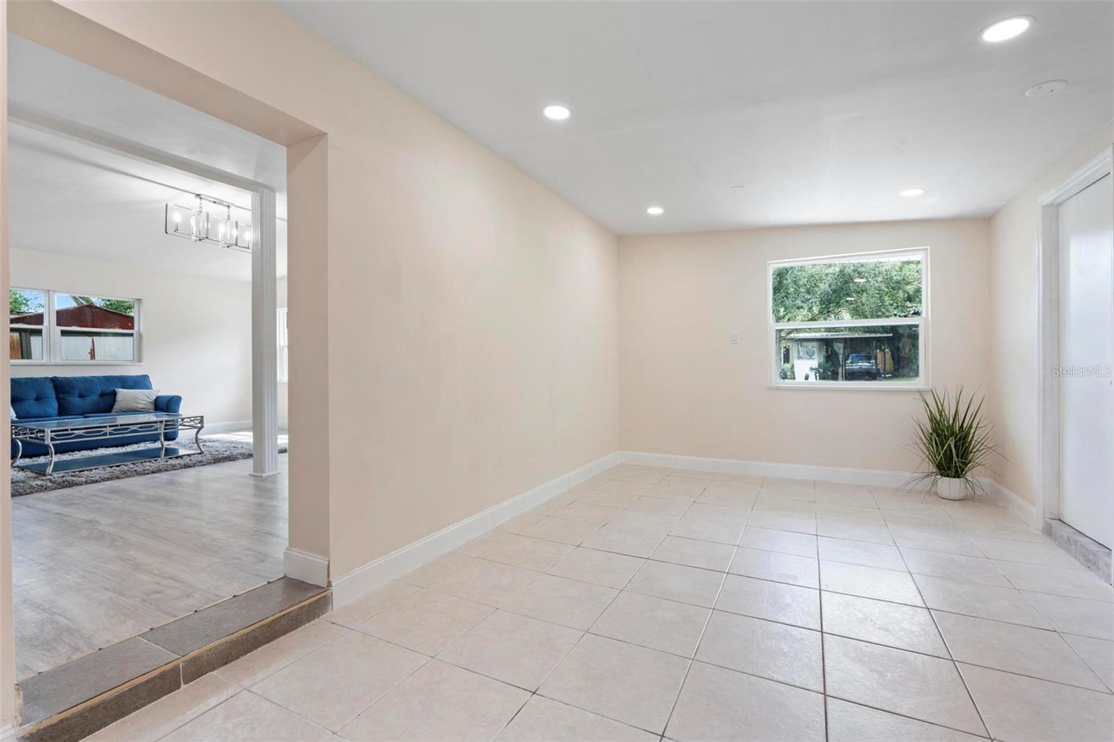 QUEENS MIRROR SOUTH 2ND REP ADD REP - Residential