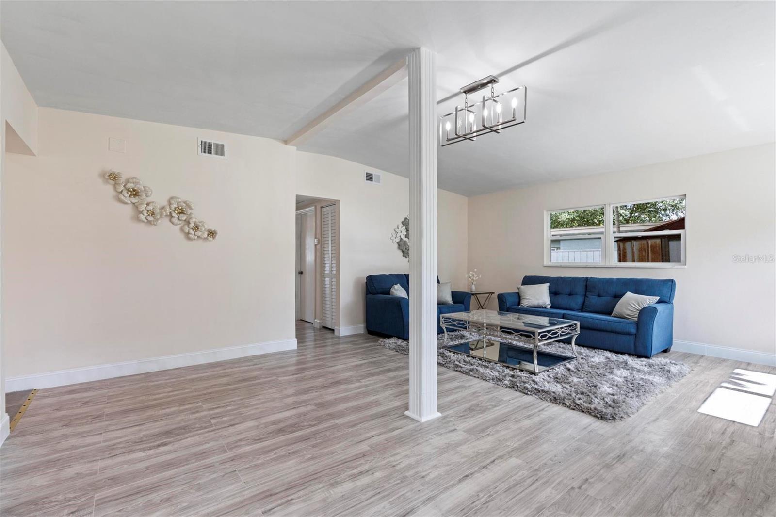 QUEENS MIRROR SOUTH 2ND REP ADD REP - Residential