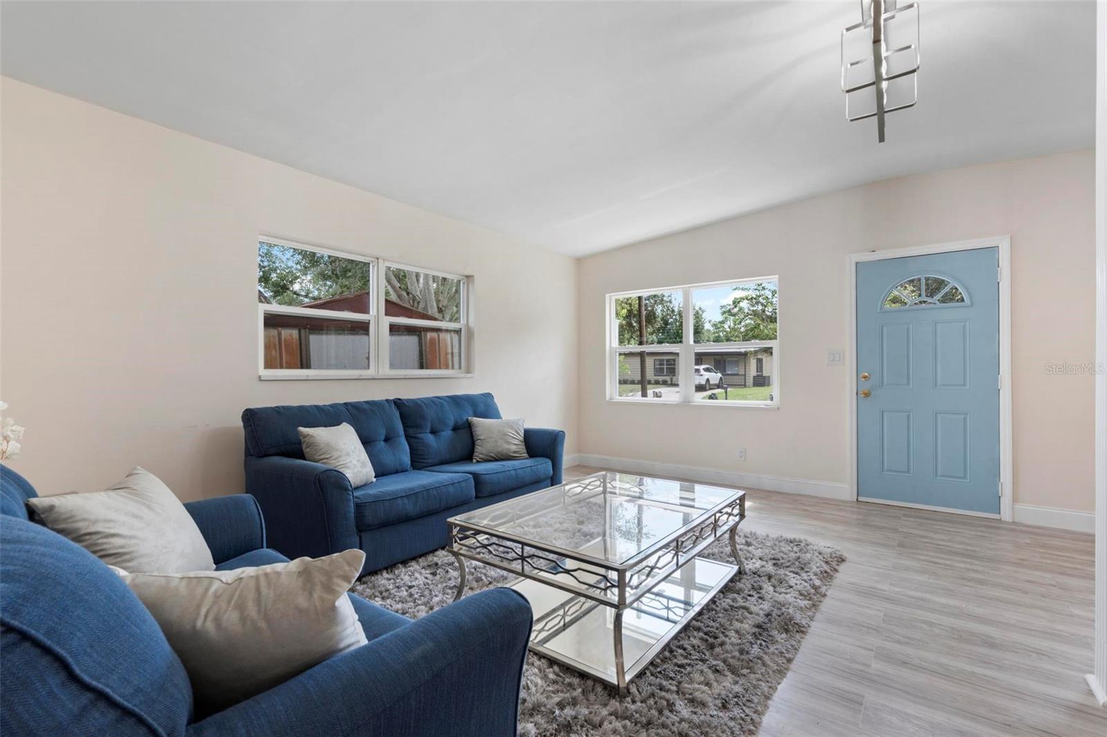 QUEENS MIRROR SOUTH 2ND REP ADD REP - Residential