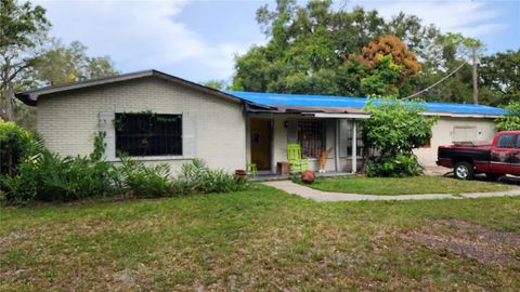Photo of 110 14th Street SE, Ruskin, FL 33570 (MLS # TB8415107)