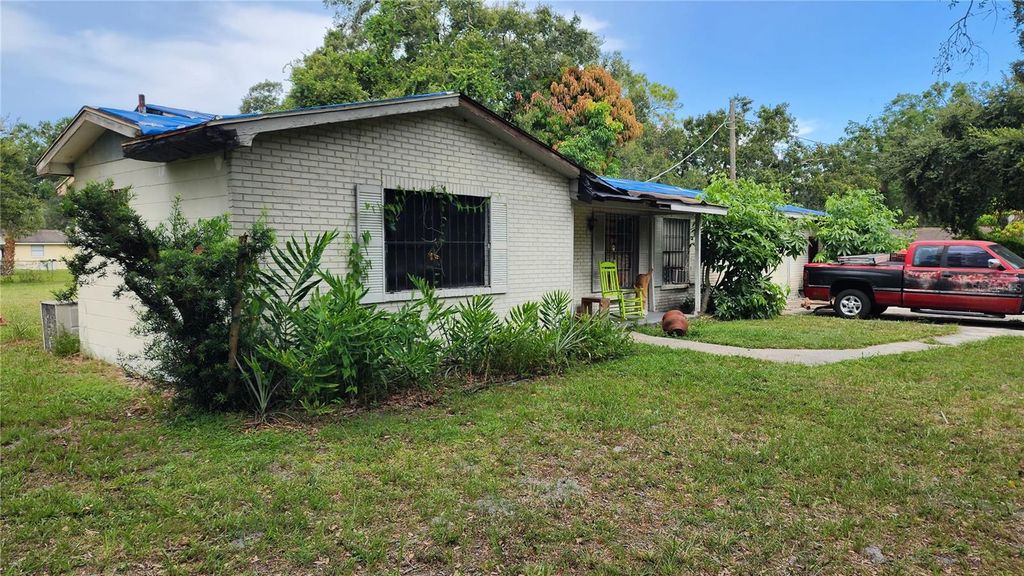 Photo of 110 14th Street SE, Ruskin, FL 33570 (MLS # TB8415107)