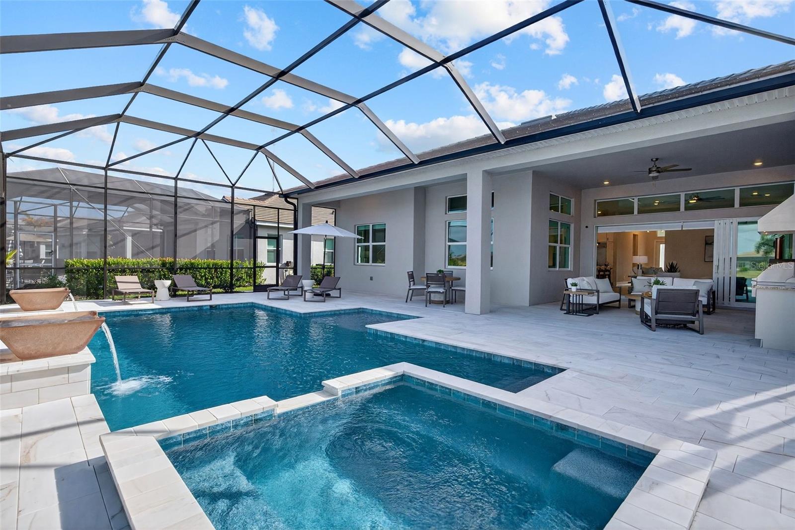 ISLES AT LAKEWOOD RANCH - Residential