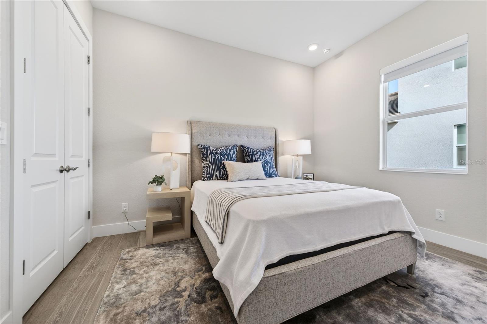 ISLES AT LAKEWOOD RANCH - Residential