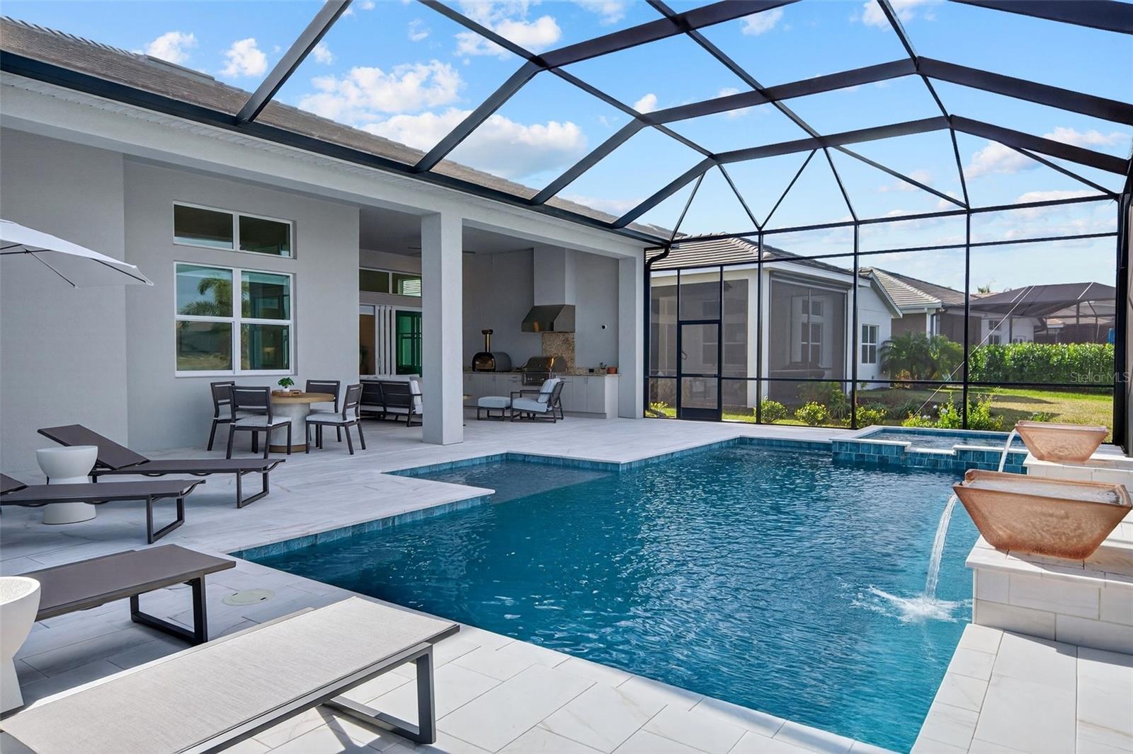 ISLES AT LAKEWOOD RANCH - Residential