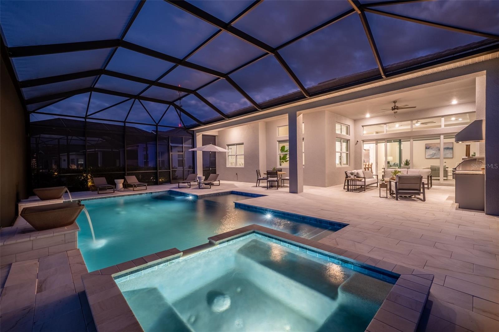 ISLES AT LAKEWOOD RANCH - Residential