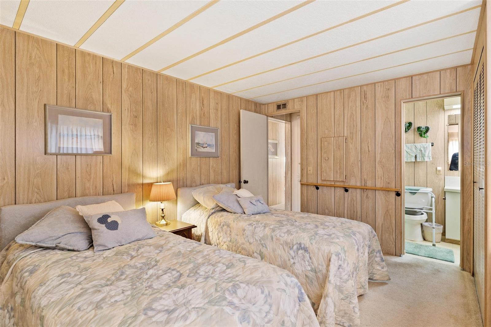 LEESBURG COACHWOOD COLONY - Residential