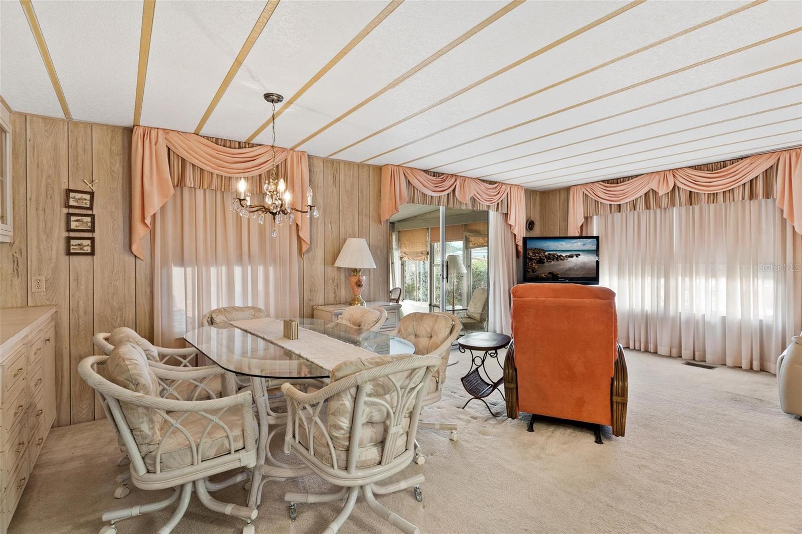 LEESBURG COACHWOOD COLONY - Residential