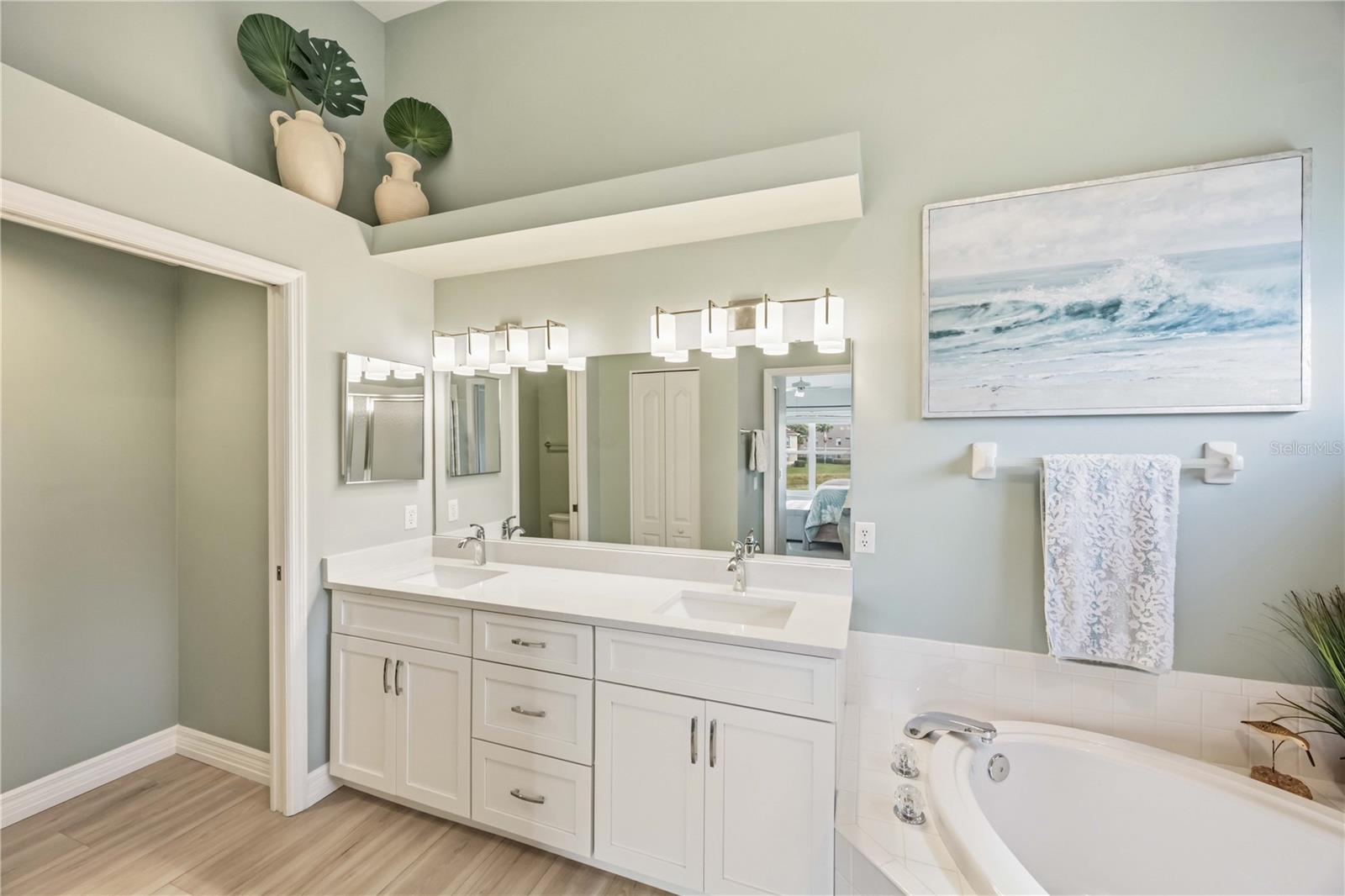 VERANDA 4 AT HERITAGE OAKS - Residential