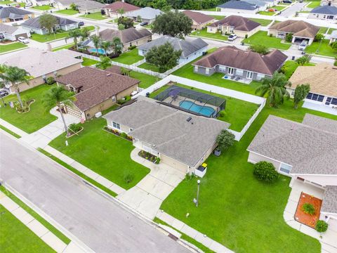 A home in LAKELAND