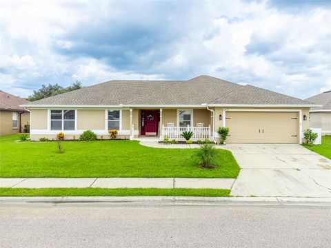 A home in LAKELAND