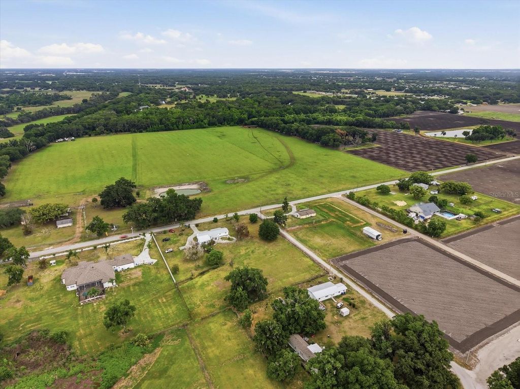 Photo of 1113 Colson Road, Plant City, FL 33567 (MLS # TB8512646)