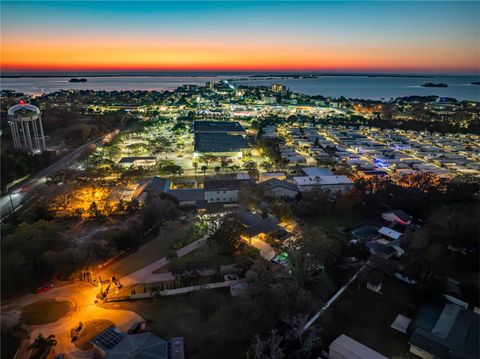 A home in PALM HARBOR