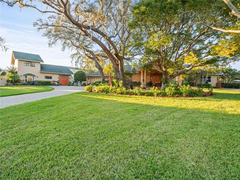 A home in PALM HARBOR