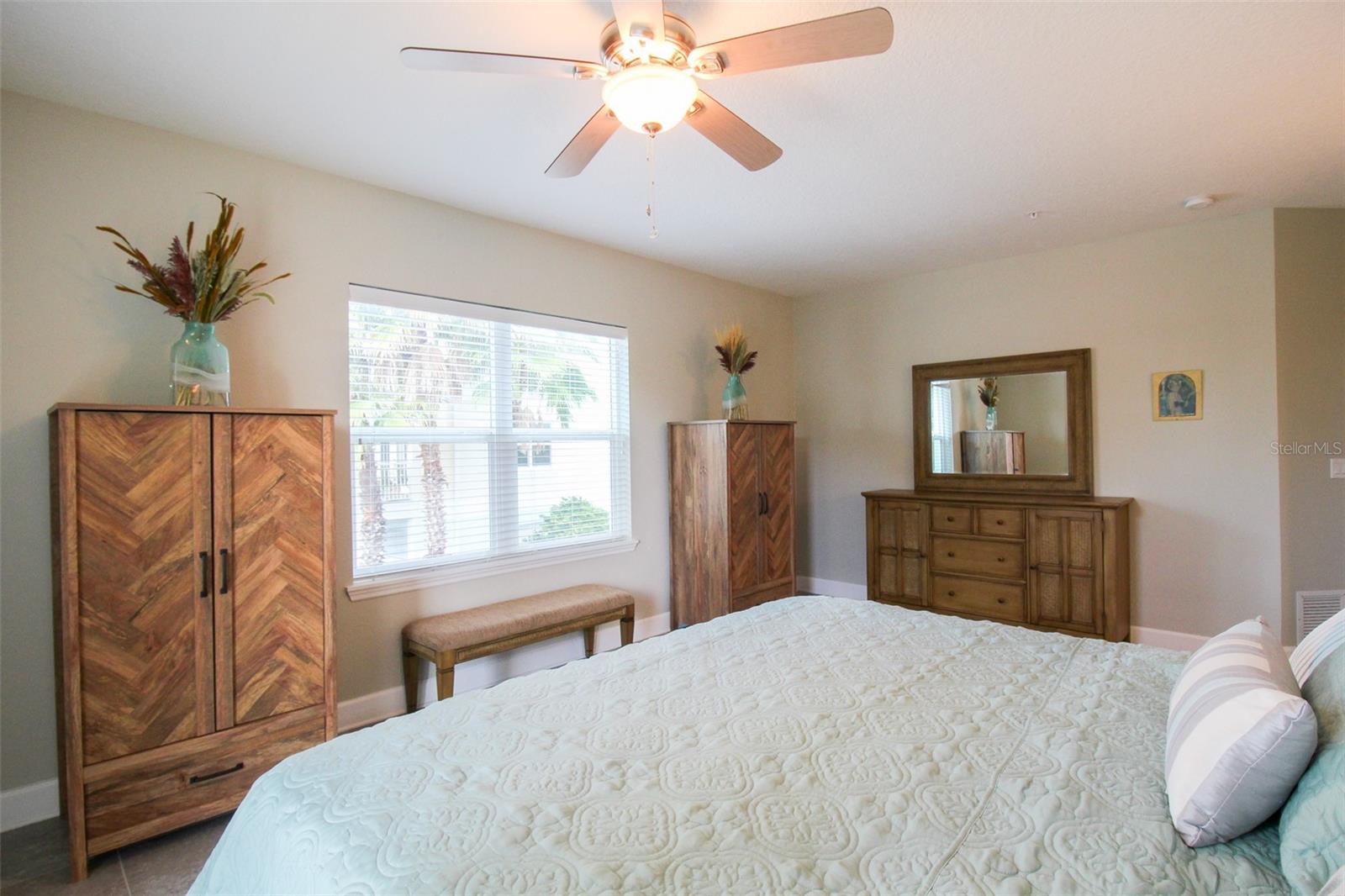 PALMA SOLA BAY CLUB PH 12 - Residential Lease