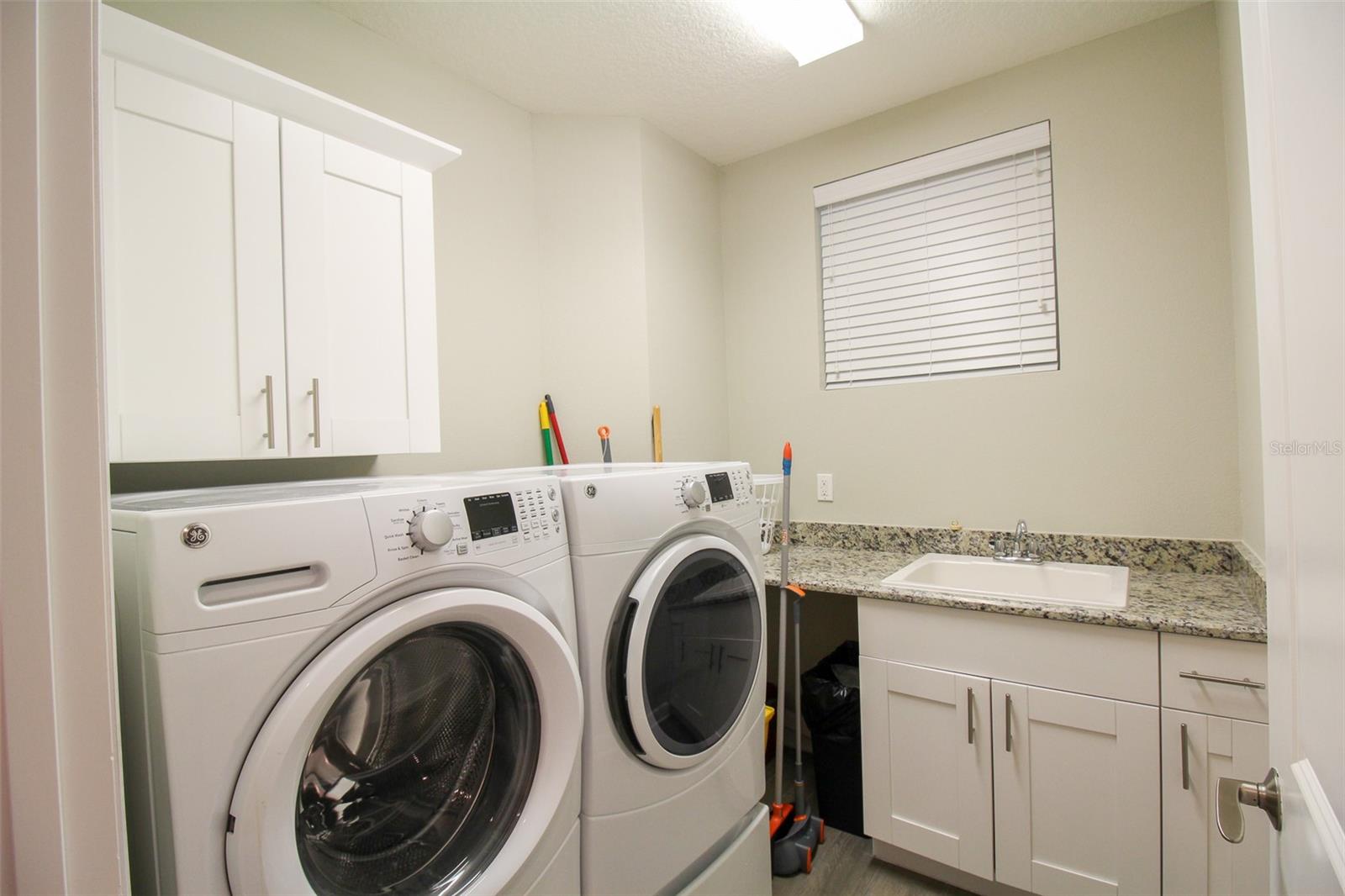 PALMA SOLA BAY CLUB PH 12 - Residential Lease