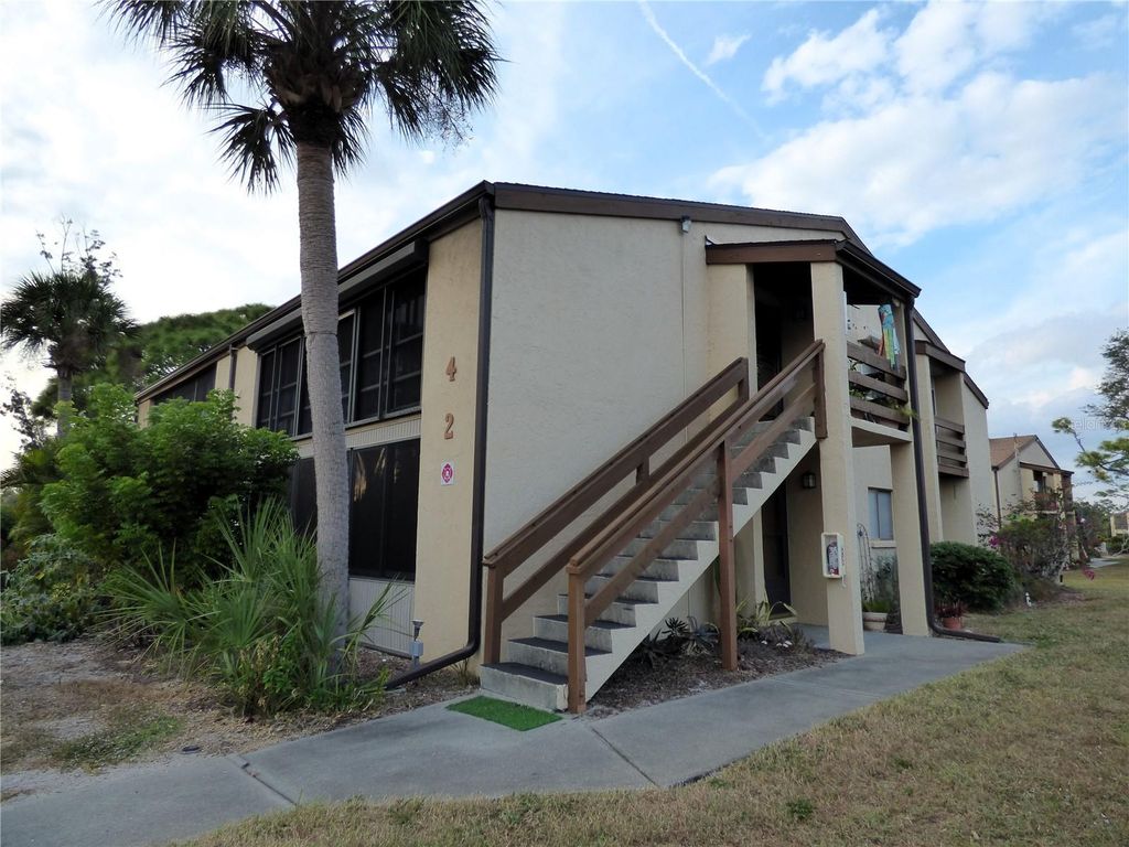 Photo of 18 Quails Run Boulevard #4, Englewood, FL 34223 (MLS # N6141659)