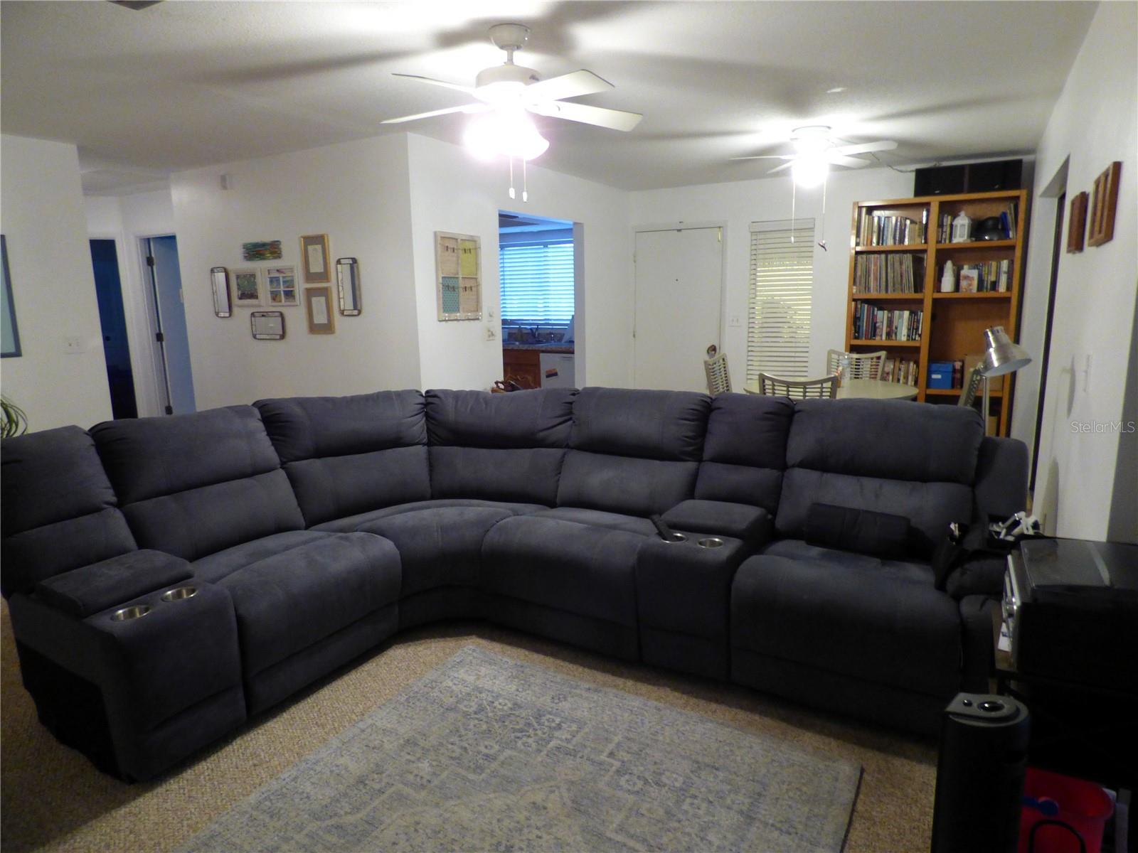 18 QUAILS RUN BOULEVARD 4