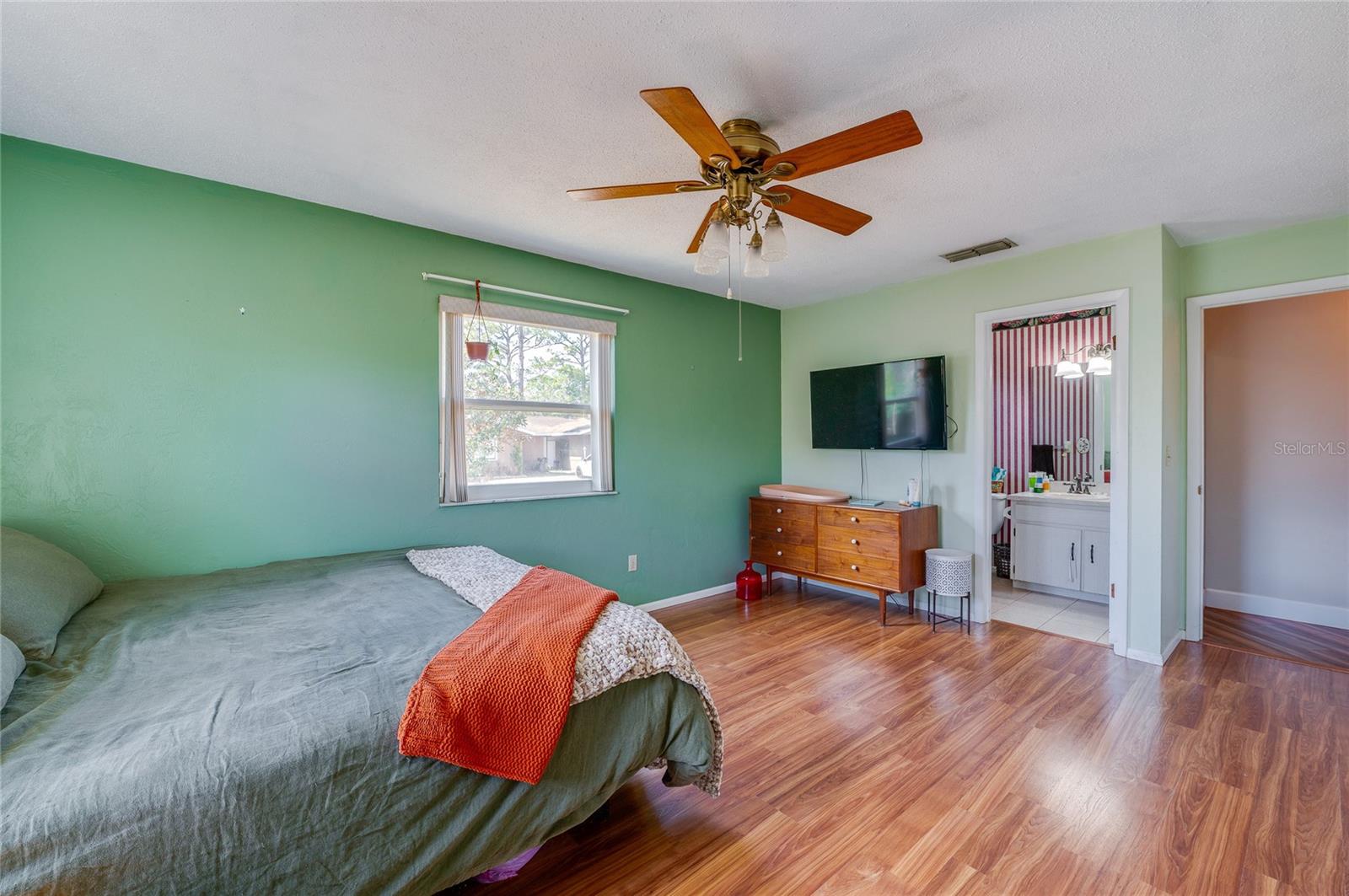 SUMMER TREES UNIT 01 - Residential