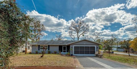 Photo of 10 Oak Lane, Port Orange, FL 32128 (MLS # V4947636)