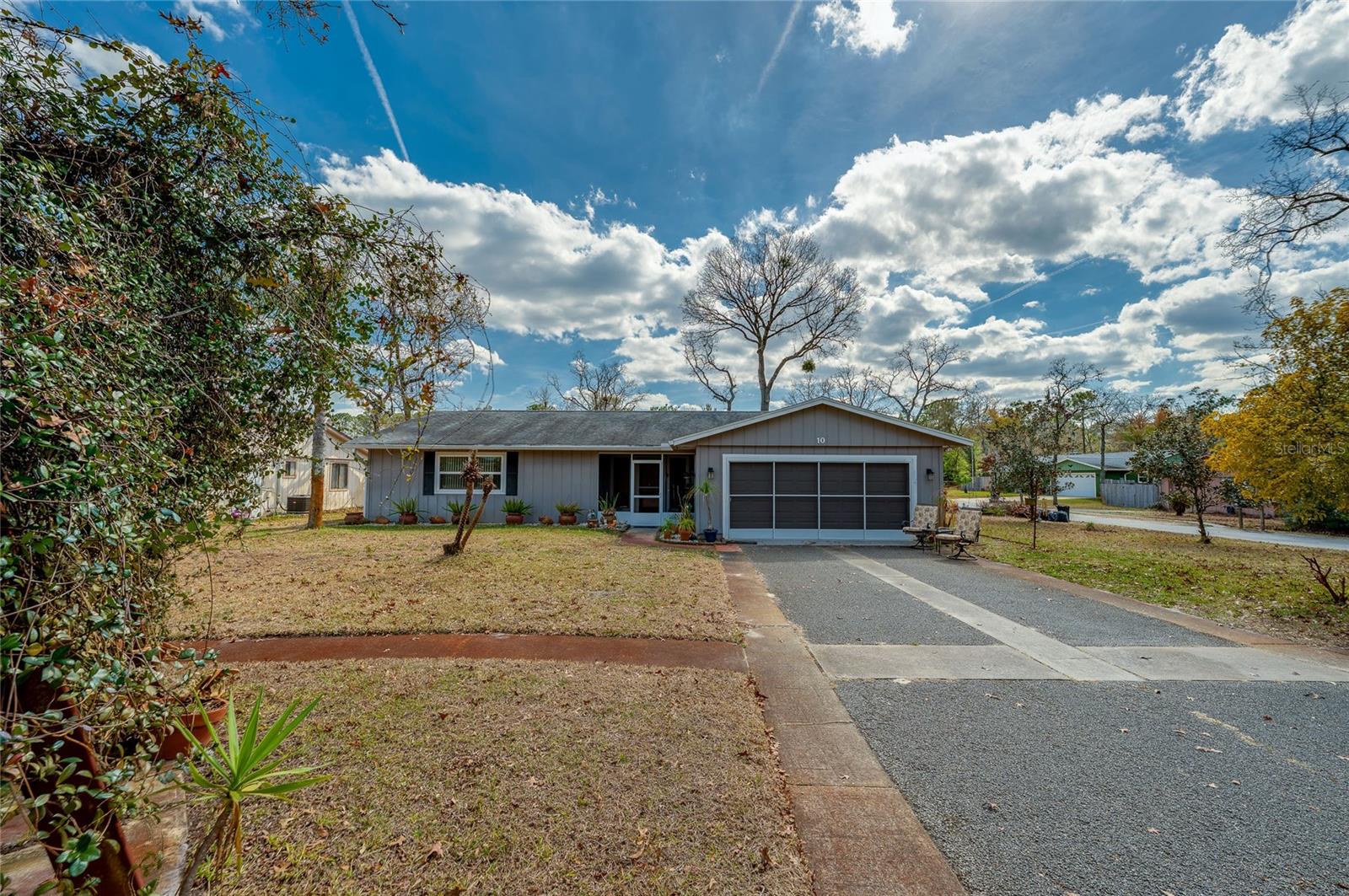 SUMMER TREES UNIT 01 - Residential