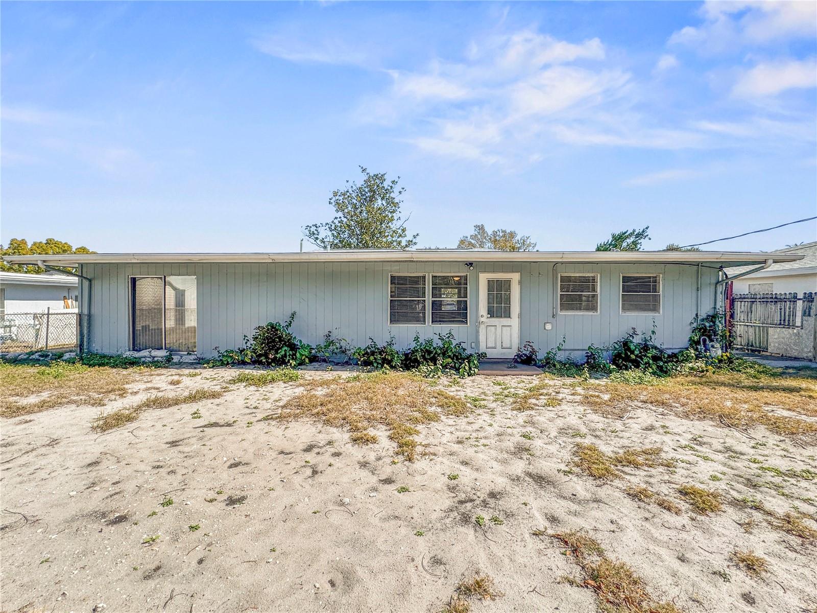 BAYSHORE GARDENS SEC 2 - Residential Lease