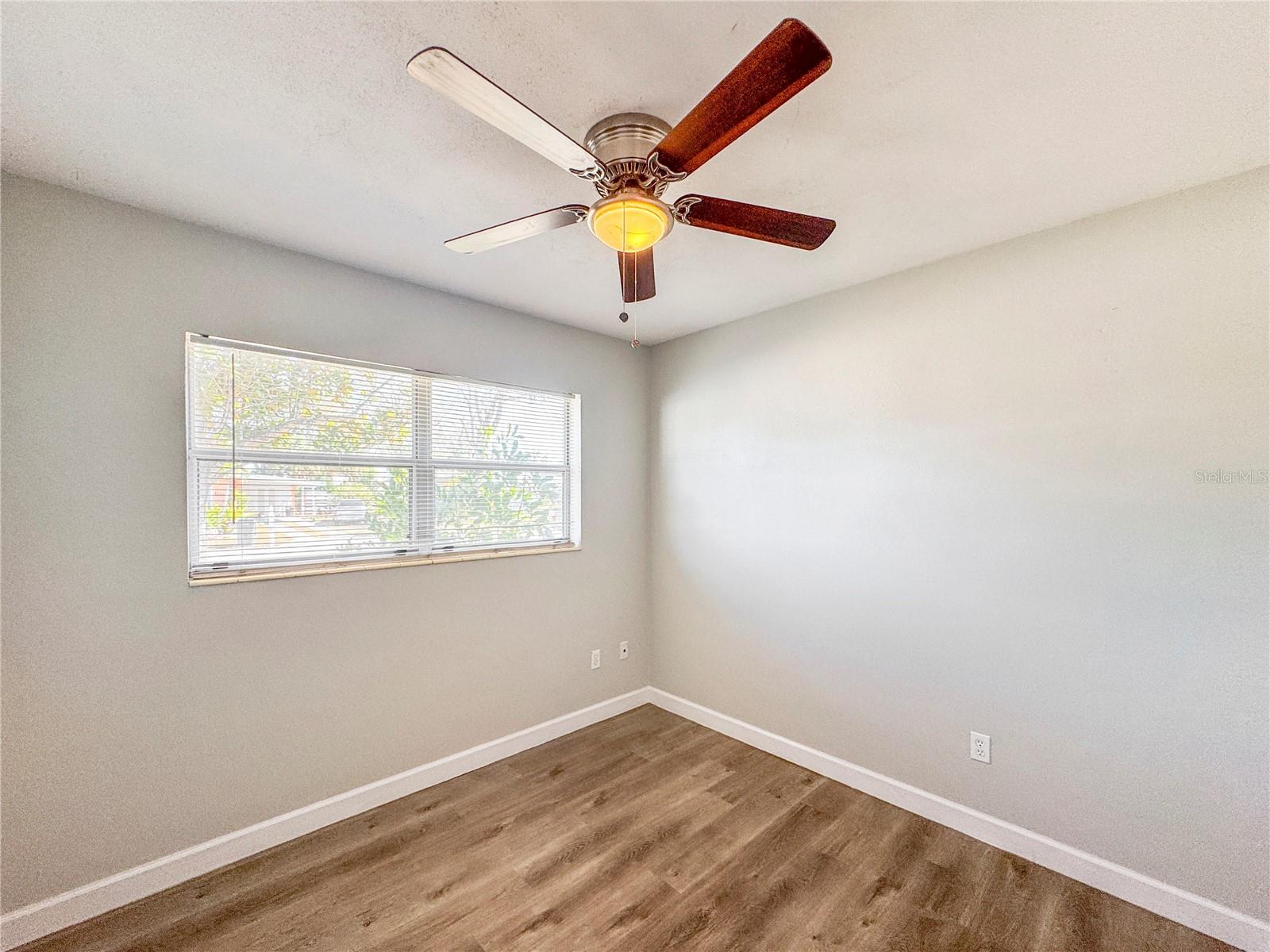 BAYSHORE GARDENS SEC 2 - Residential Lease