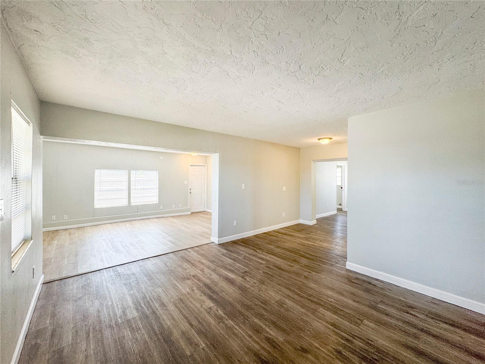 BAYSHORE GARDENS SEC 2 - Residential Lease