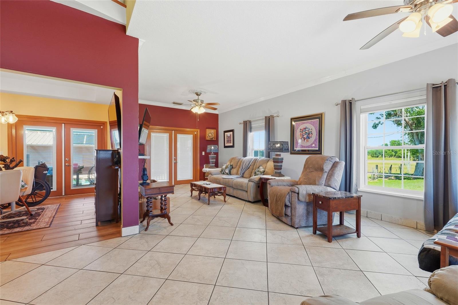 ACREAGE - Residential