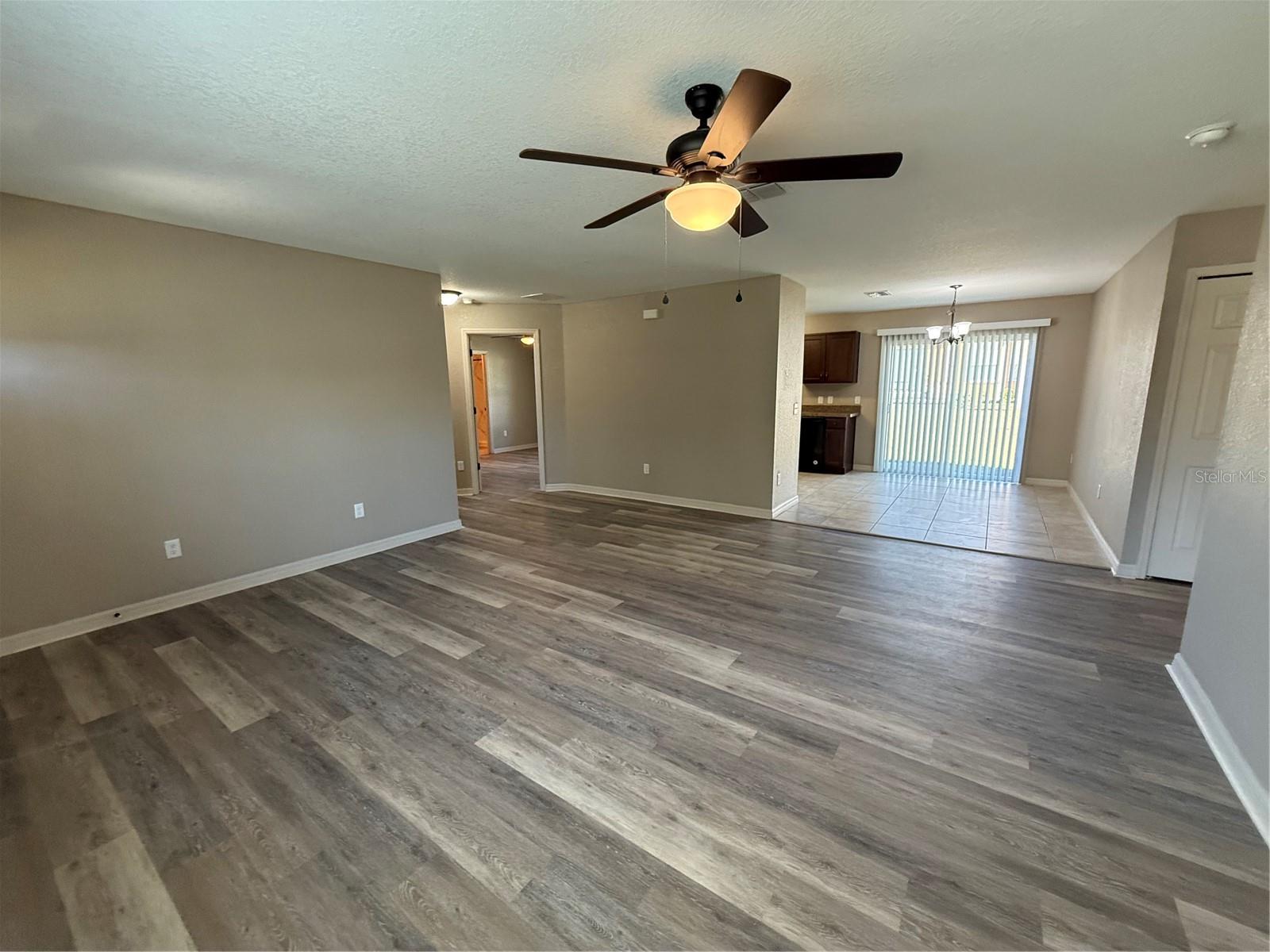 OCALA PARK ESTATE - Residential Lease