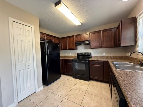 Tiny photo for 5663 NW 57th Street, Ocala, FL 34482 (MLS # OM719961)
