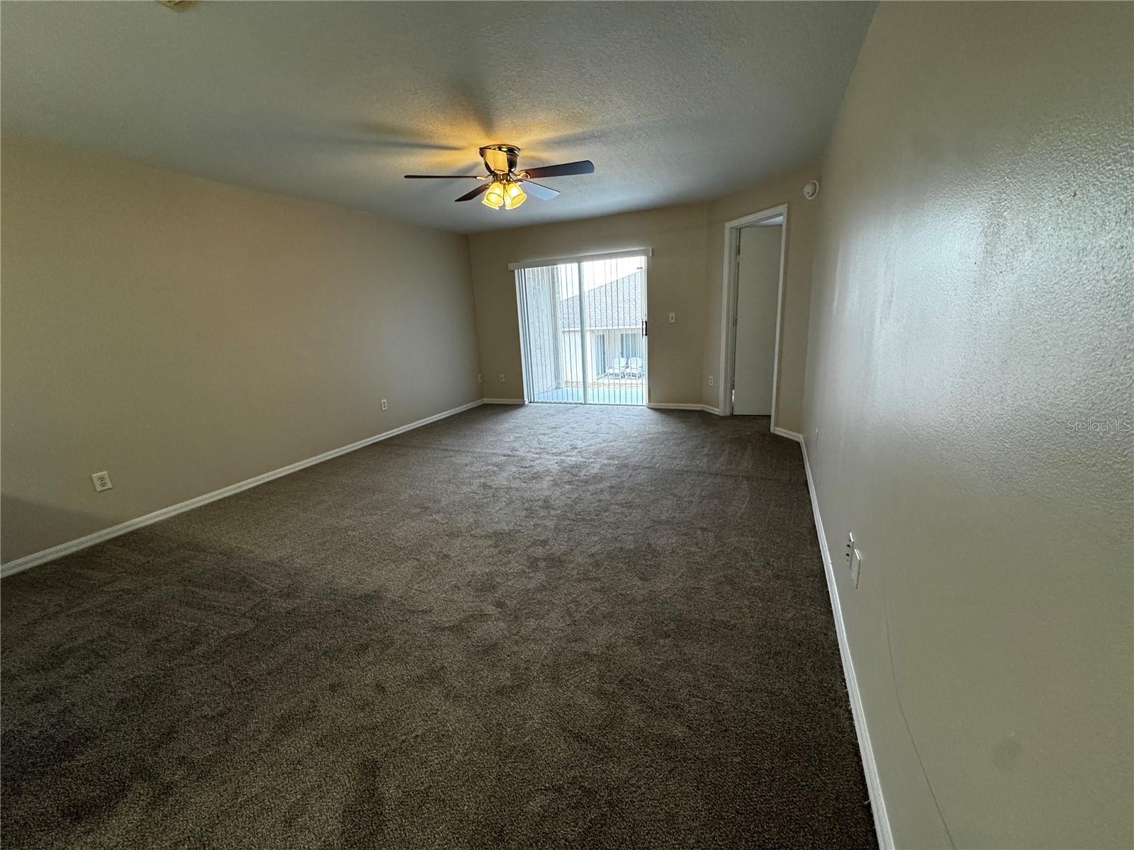 LEESBURG SLEEPY HOLLOW SUB - Residential Lease