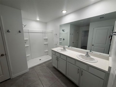 Tiny photo for 4703 SW 85th Place, Ocala, FL 34476 (MLS # OM725848)