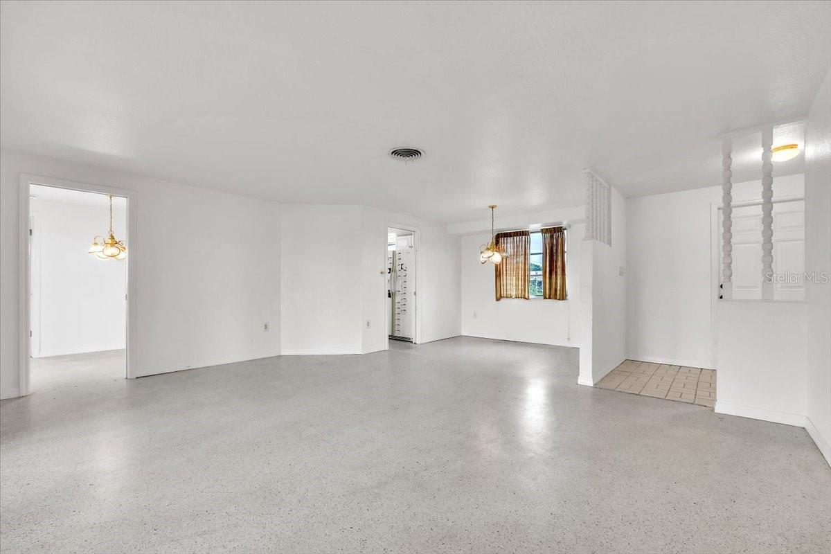 Search Properties for Sale 4 3395 PINETREE STREET