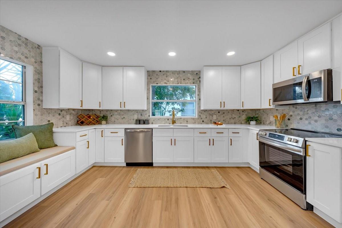 PASADENA HEIGHTS - Residential