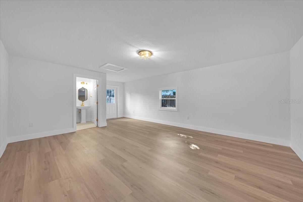 PASADENA HEIGHTS - Residential