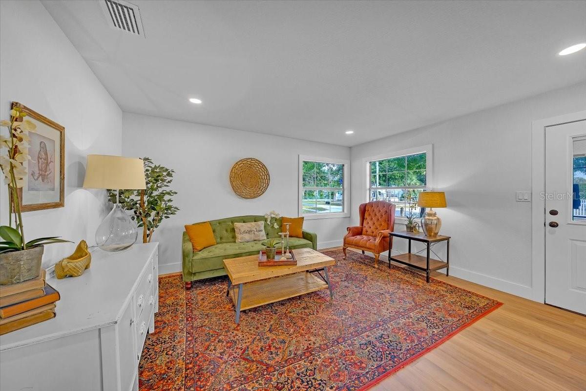 PASADENA HEIGHTS - Residential