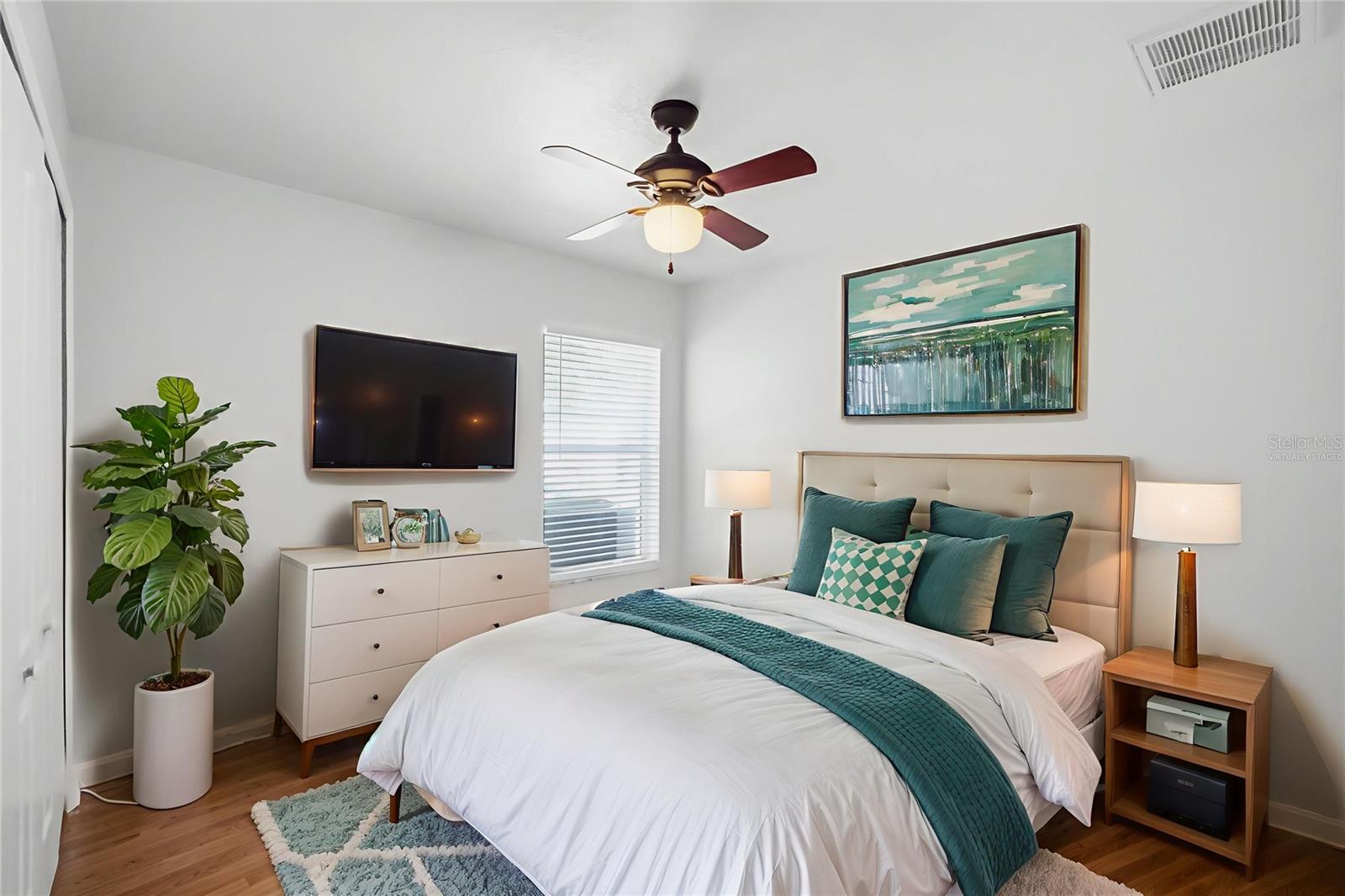 STERLING HILL - Residential