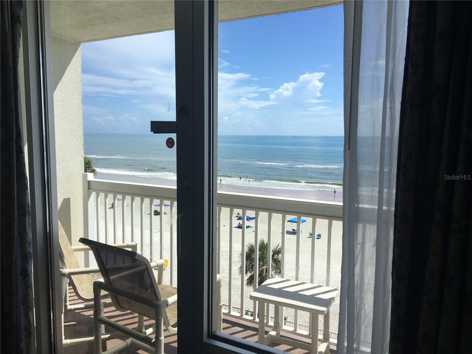 DAYTONA BEACH RESORT & CONF CENTER - Residential Lease