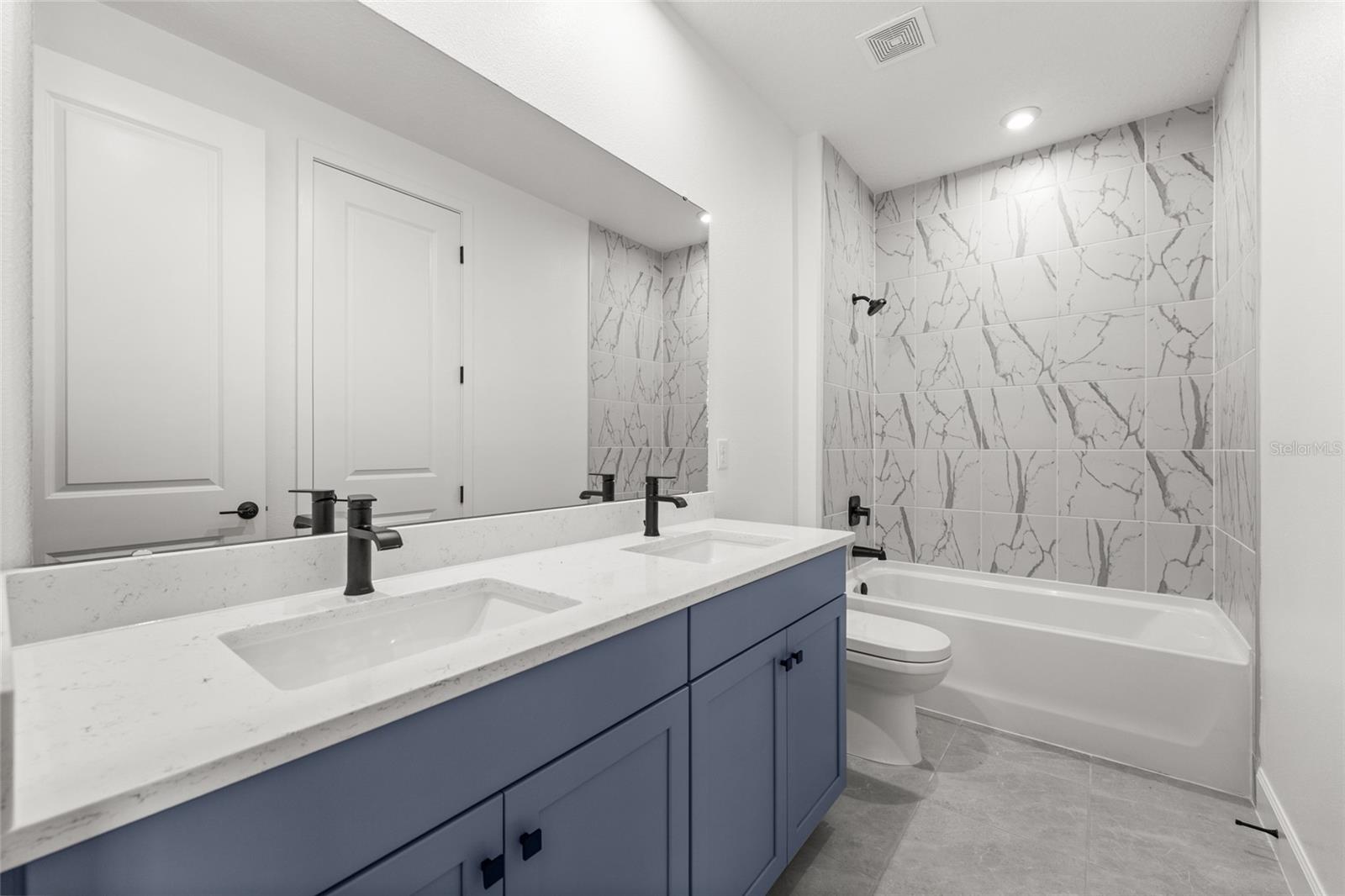 CELEBRATION ISLAND VILLAGE PH 1B - Residential