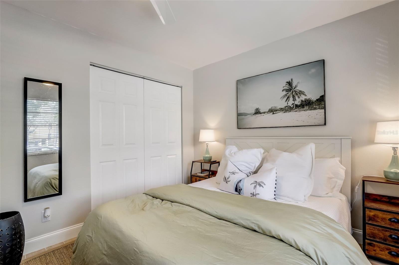 BAY CREST CONDO PH I - Residential