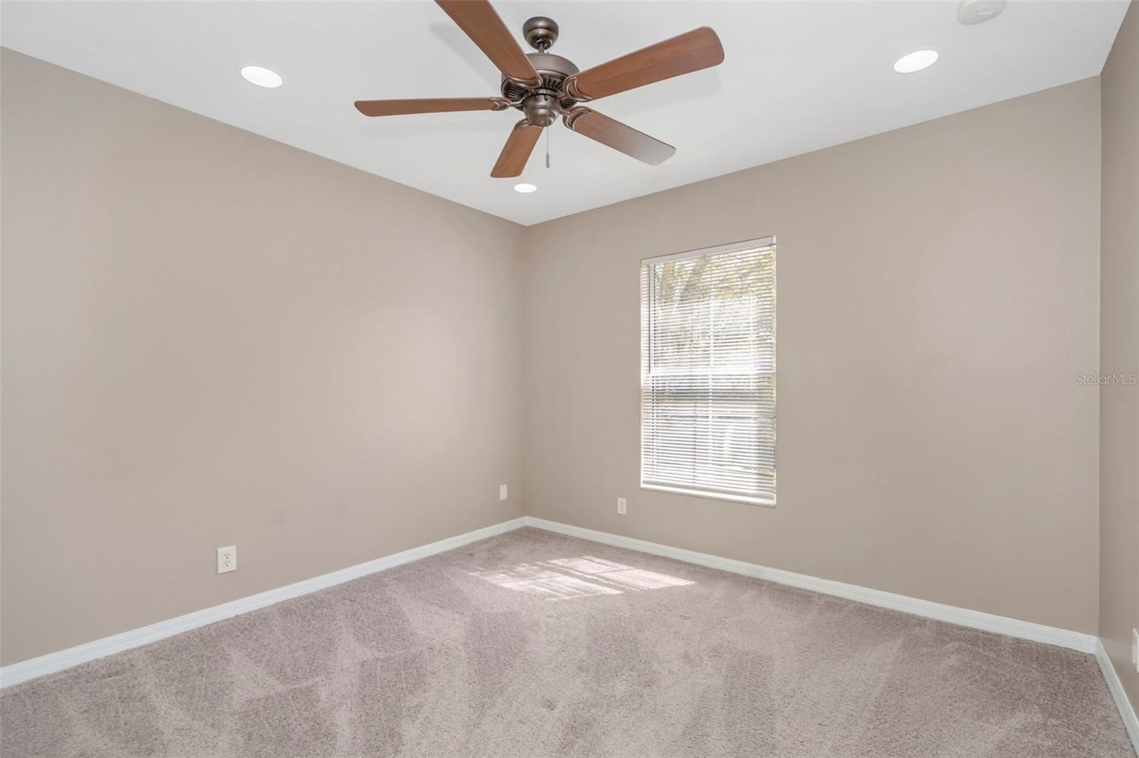 WEDGEWOOD TWNHMS - Residential