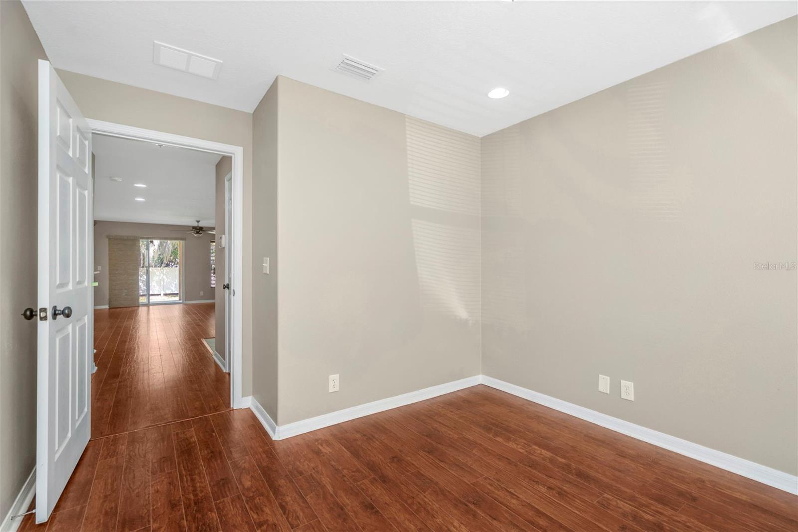 WEDGEWOOD TWNHMS - Residential