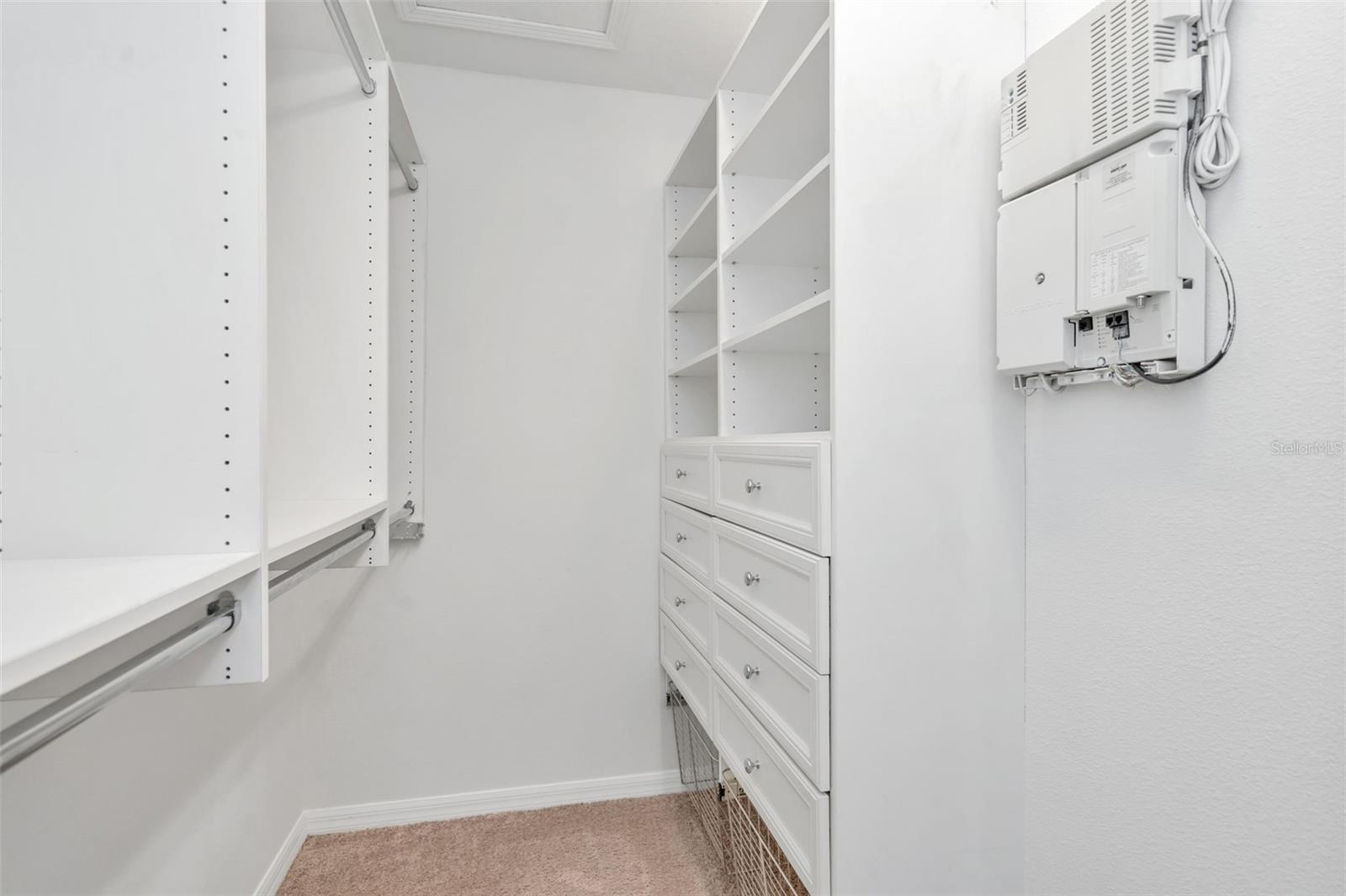 WEDGEWOOD TWNHMS - Residential