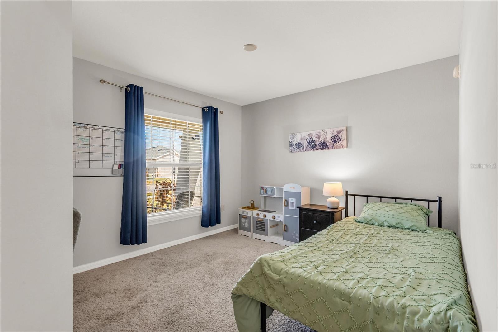 THE LAKES - Residential