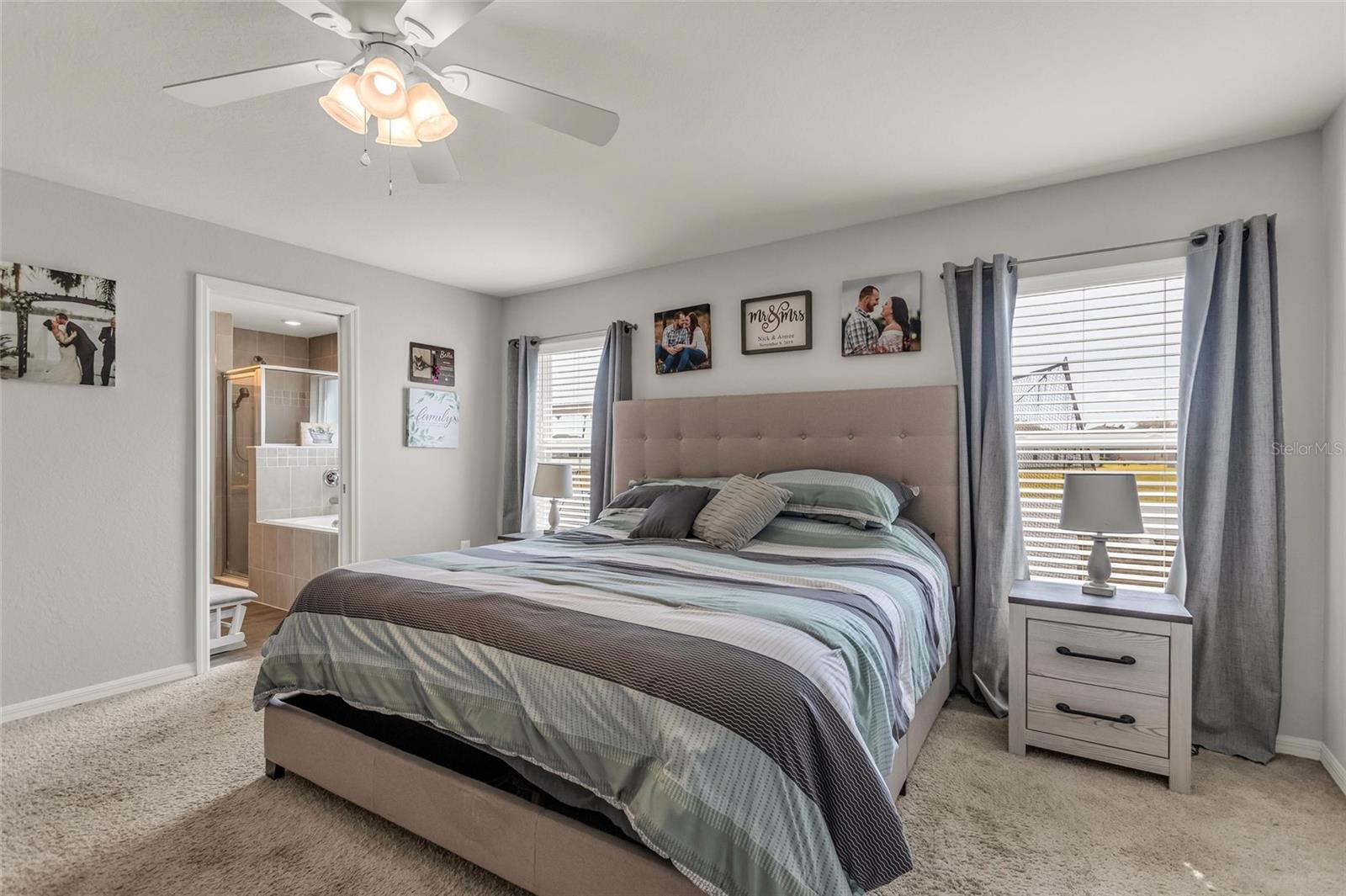 THE LAKES - Residential