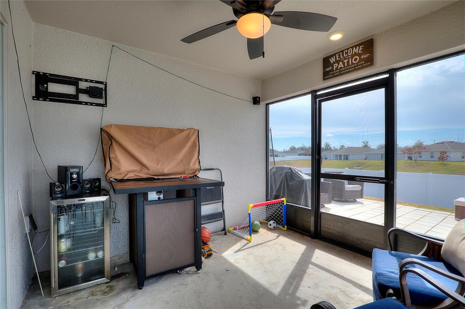 THE LAKES - Residential