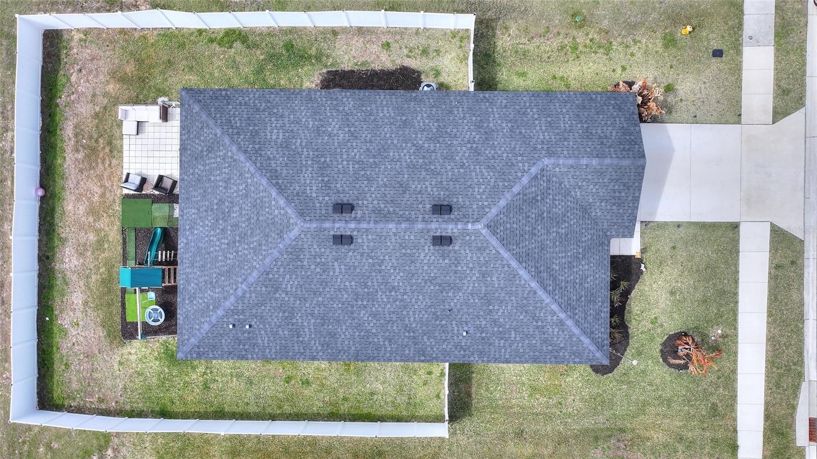 THE LAKES - Residential