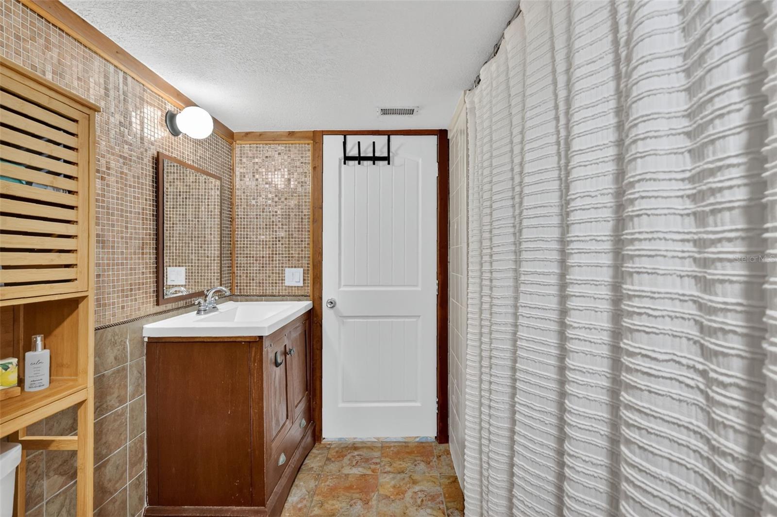 DEEP WOODS - Residential