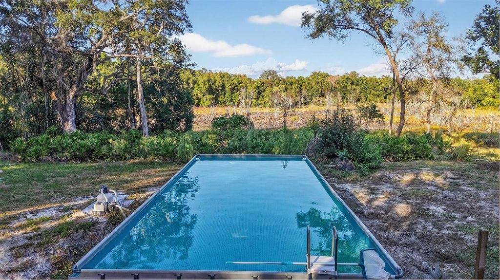 Photo of 11400 SE 185th Terrace, Ocklawaha, FL 32179 (MLS # G5104323)