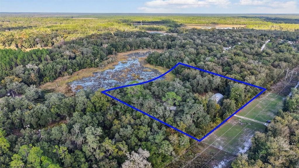 Photo of 11400 SE 185th Terrace, Ocklawaha, FL 32179 (MLS # G5104323)